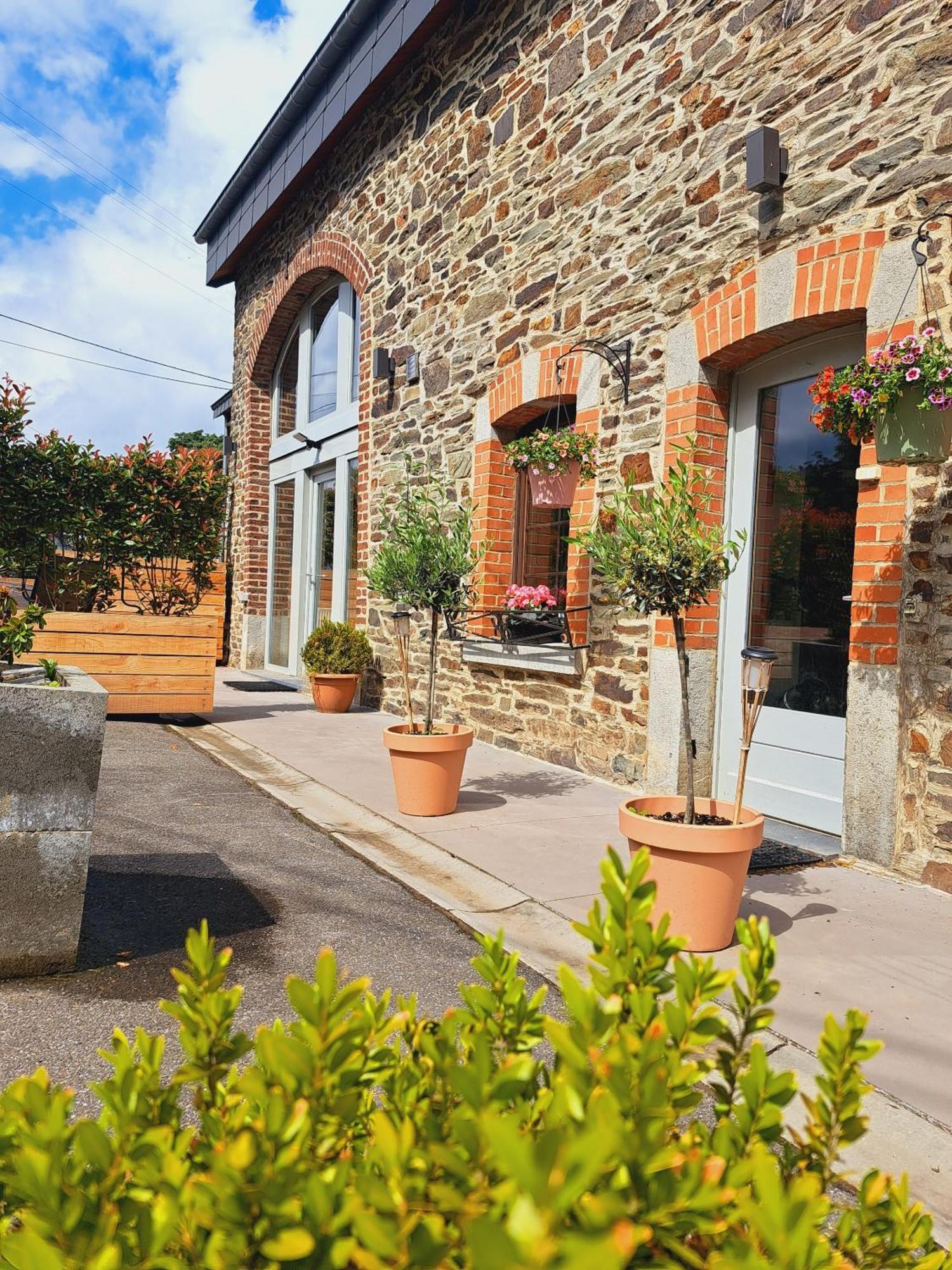 Sous La Charpente Otel La-Roche-en-Ardenne Dış mekan fotoğraf