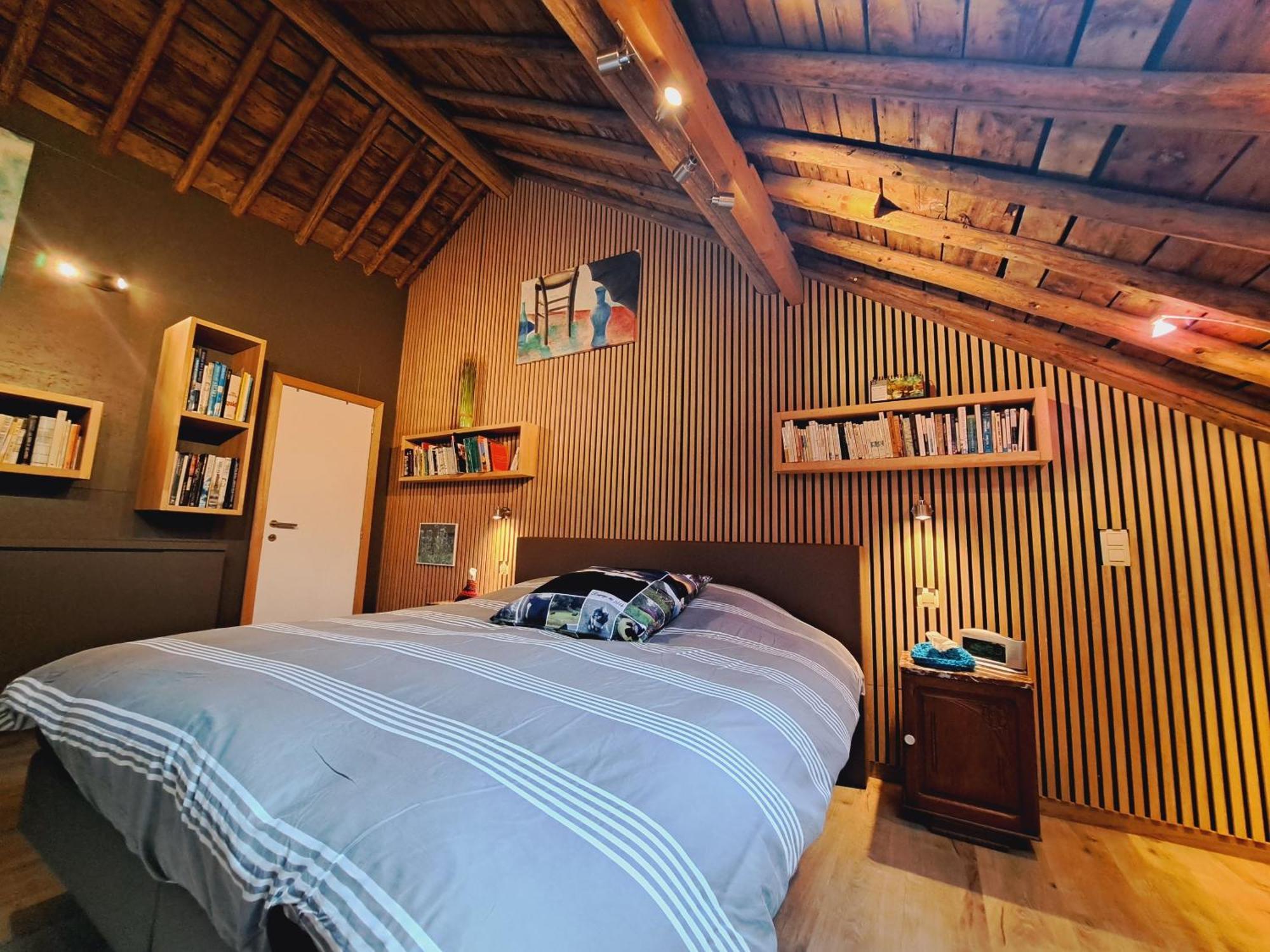 Sous La Charpente Otel La-Roche-en-Ardenne Dış mekan fotoğraf