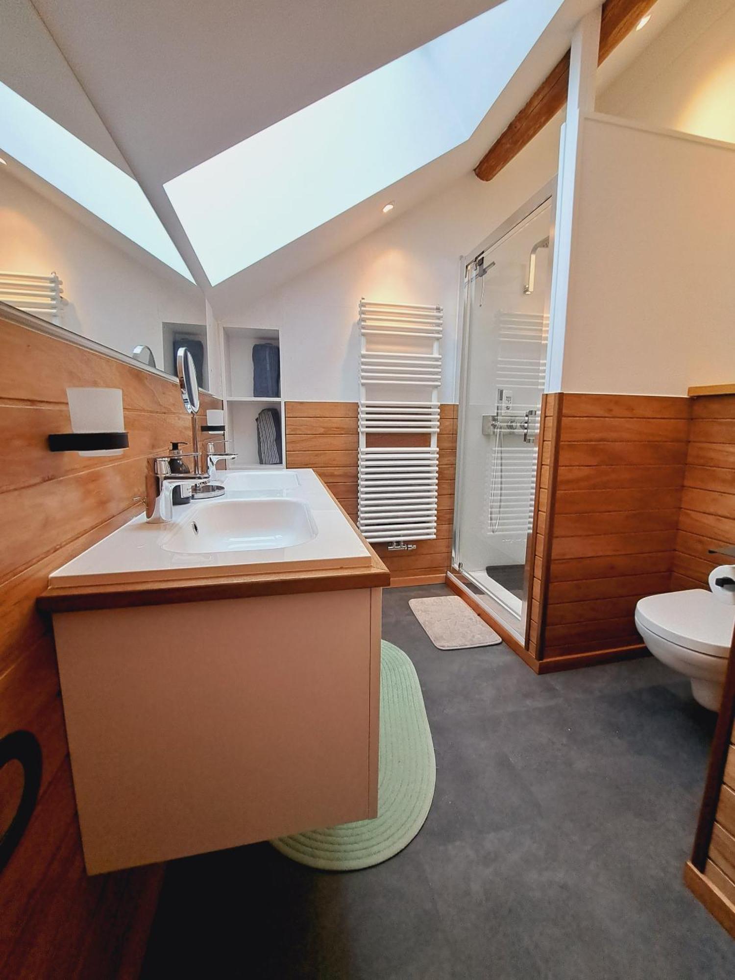 Sous La Charpente Otel La-Roche-en-Ardenne Dış mekan fotoğraf